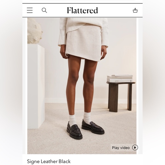Flattered Loafers - Picture 1 of 6